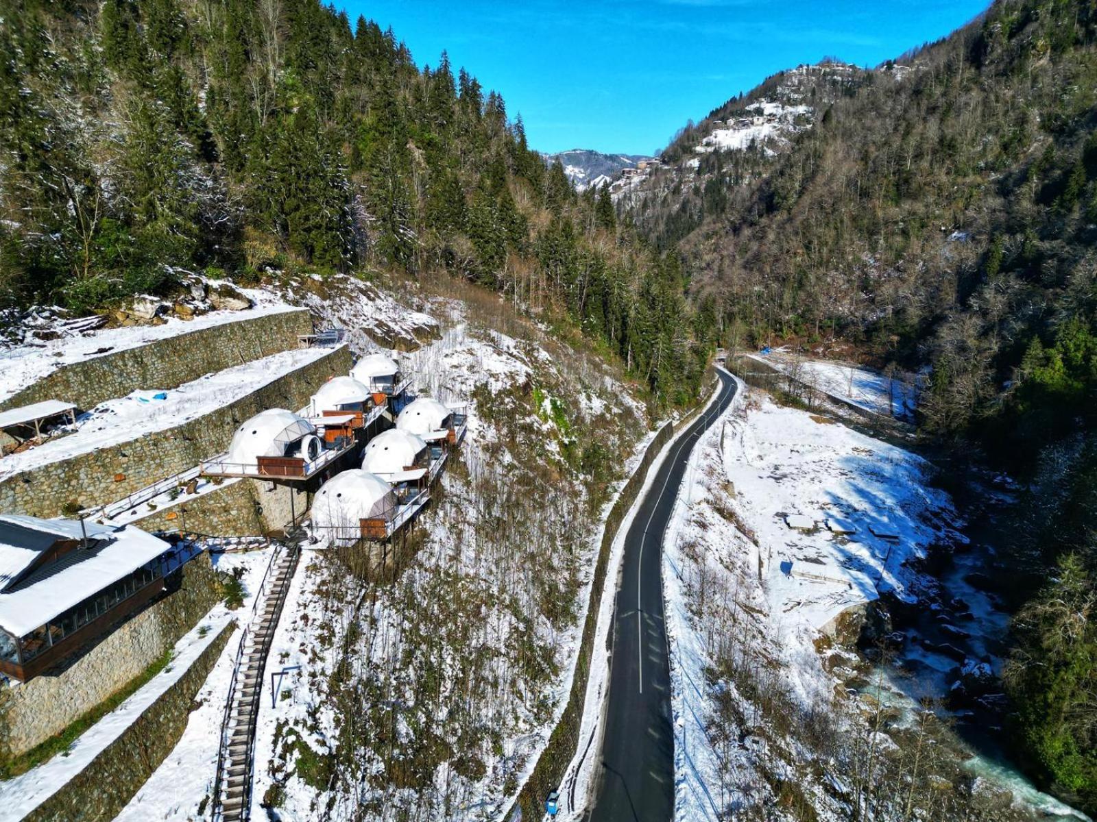 Kaledome Orman Evleri Hotel Camlihemsin ภายนอก รูปภาพ